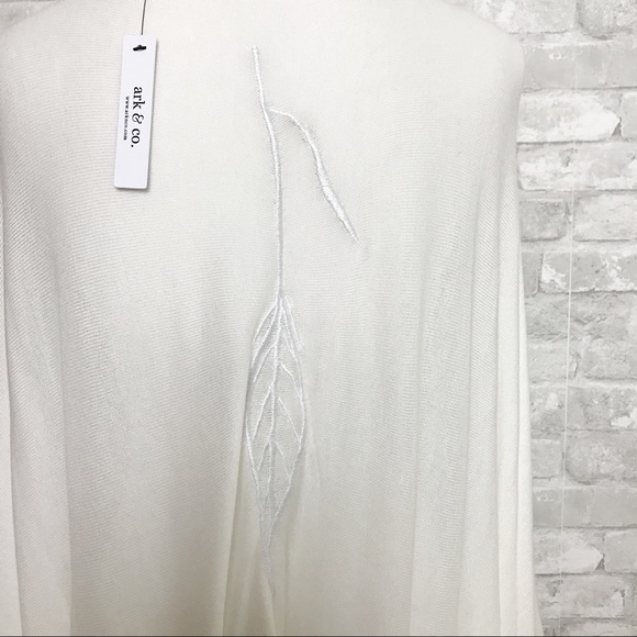 ark & CO. | 🆕Off White Cardigan Sm - Picture 6 of 8